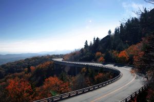 linn-cove-viaduct-curve